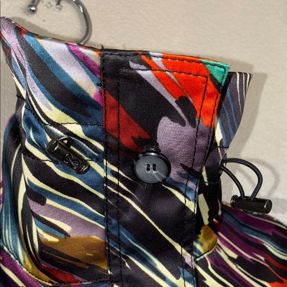 Women's jacket, Colorful Abstract, drawstring waist & trench styling. SP - Picture 9 of 17